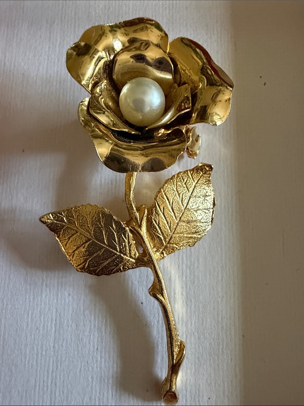 Gold vintage Rose Brooch with Pearl Center